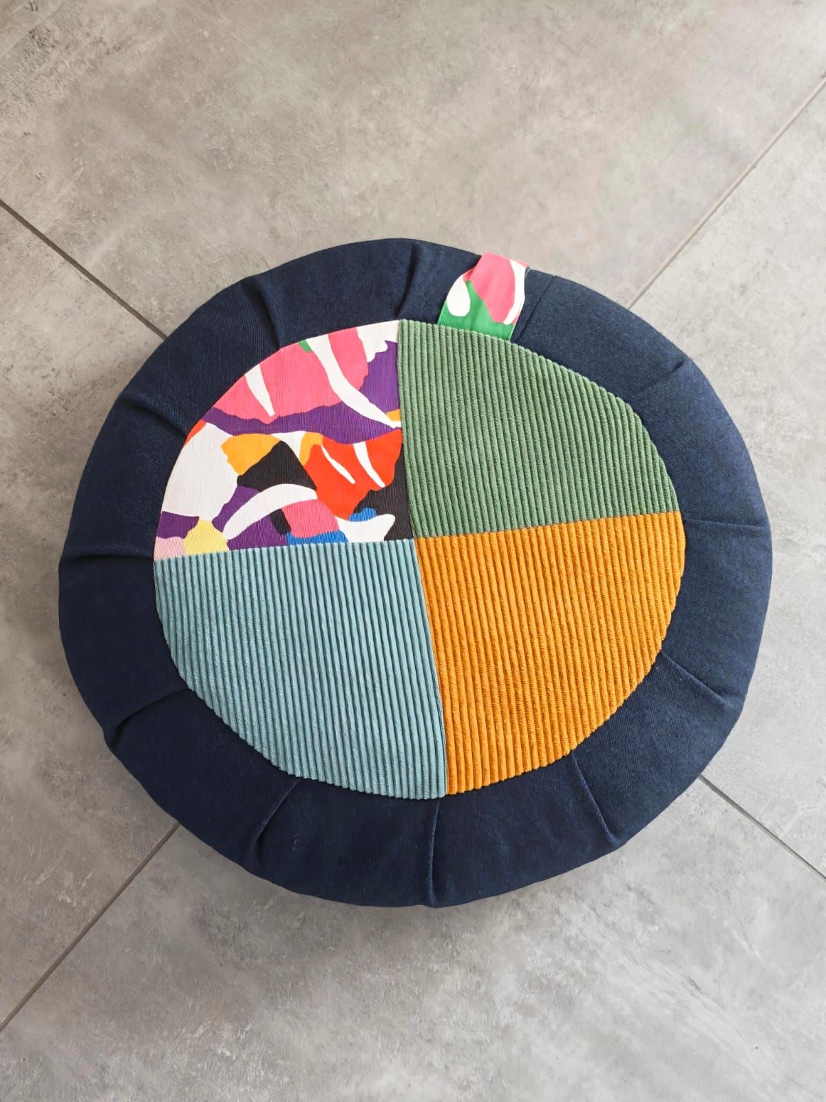 Coussin "Maitre Yoda" Upcycling